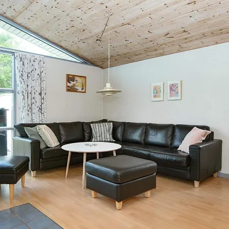Tranquil Holiday In Henne Jutland With Terrace Holiday home *
